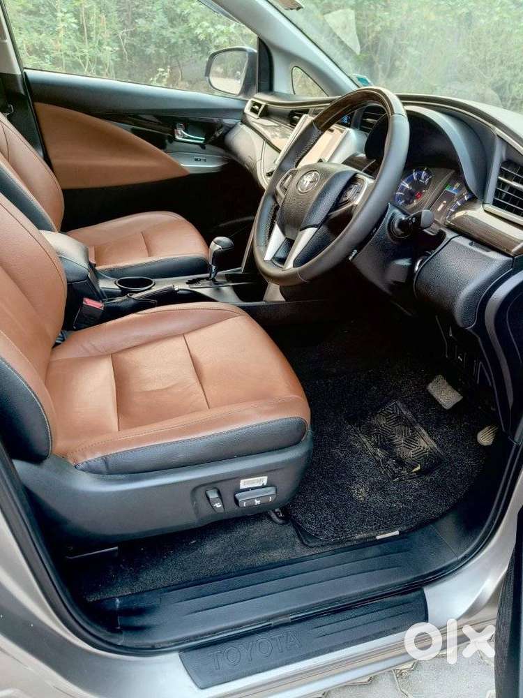 Toyota Innova Crysta 2.8z Automatic, 2018, Diesel