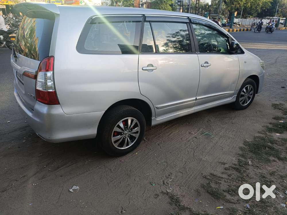 Toyota Innova, 2014