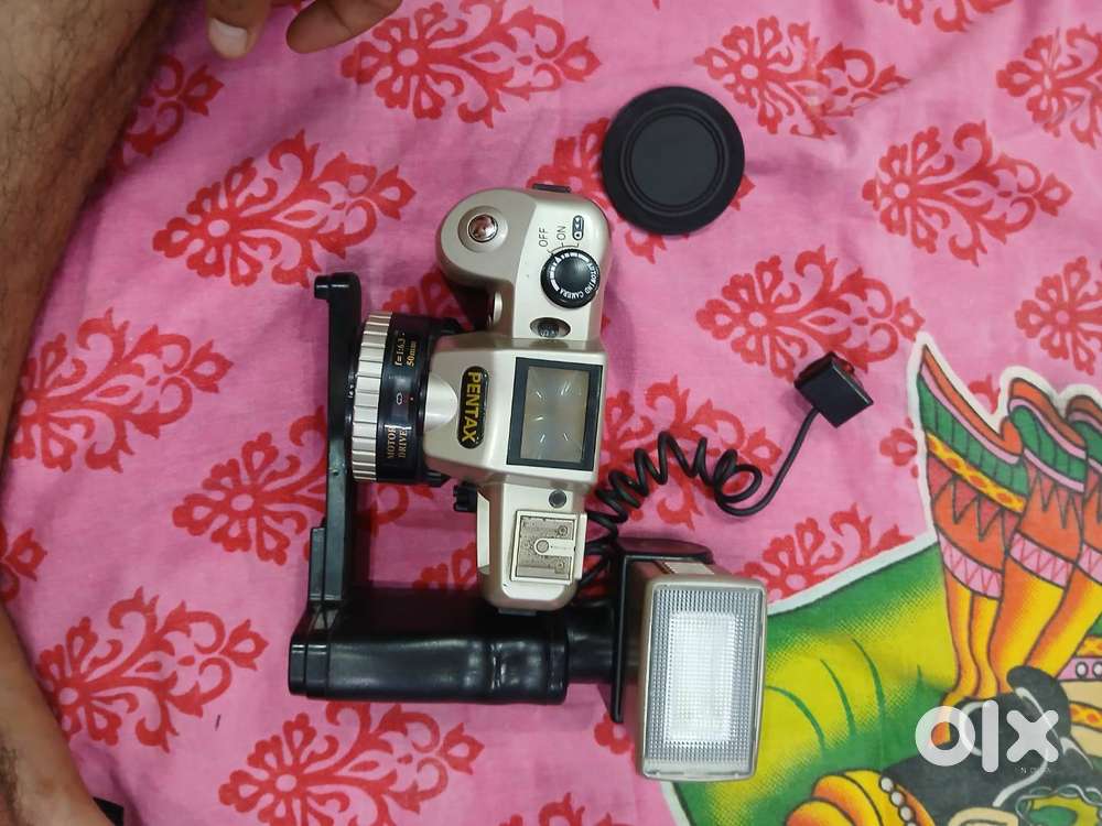 Pantex camera old model dl 9000 reel camera with flash,