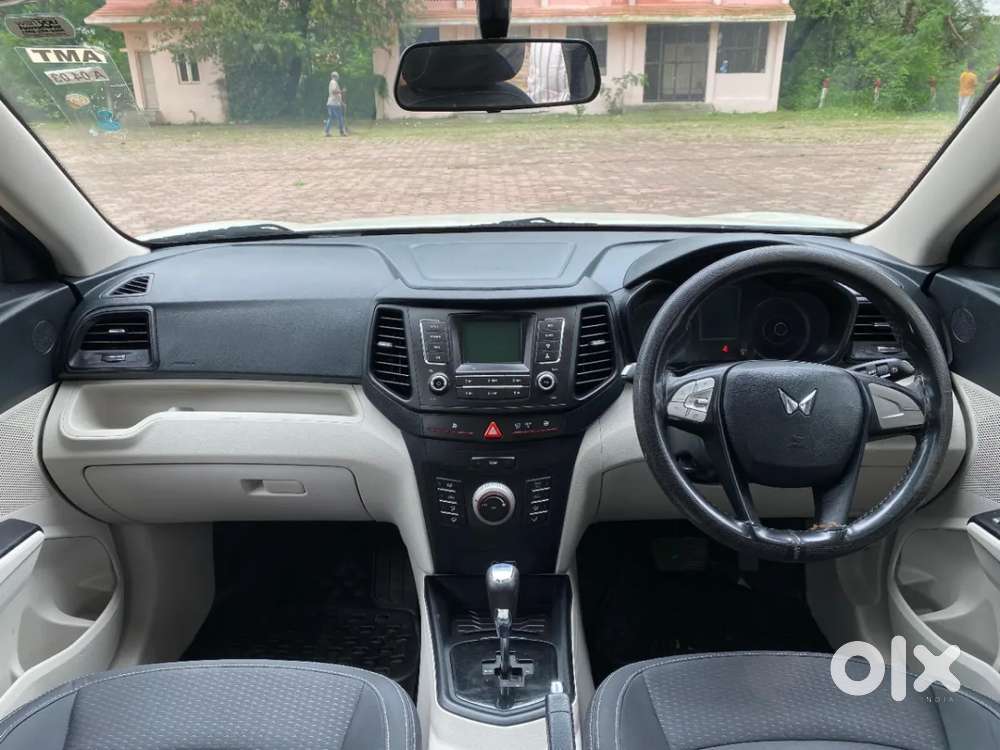 Mahindra Xuv300 W6 Amt Diesel, 2023, Diesel