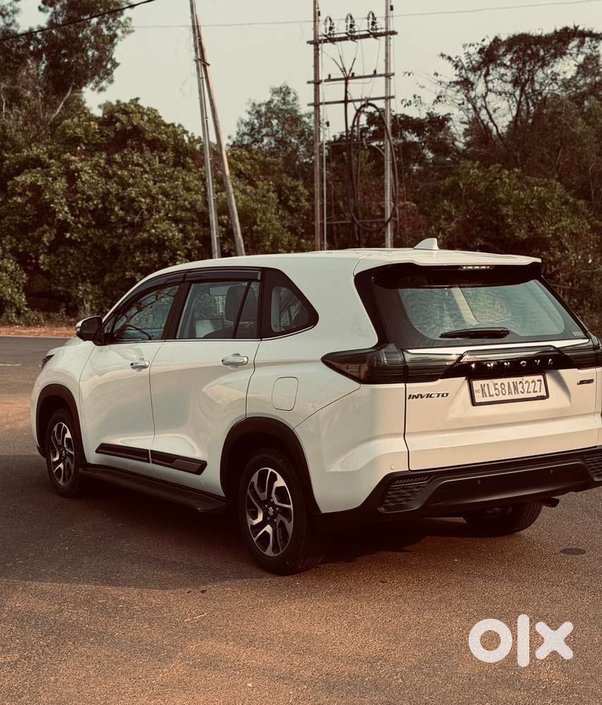 Maruti Suzuki Invicto 2024