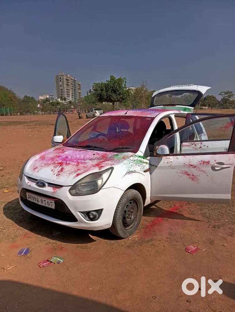 Gari Me Koi Kaam Nahi Hai