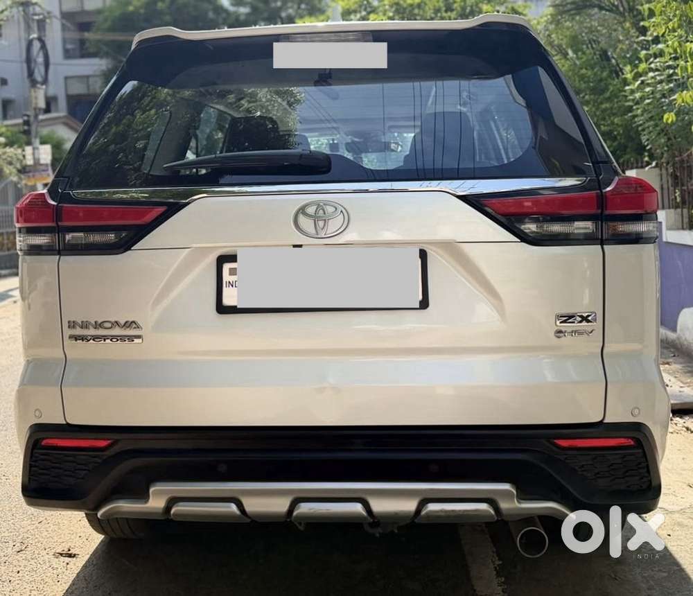 Toyota Innova Hycross Zx(o), 2025, Petrol