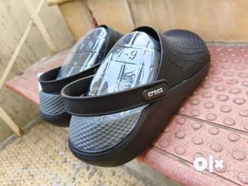 Price of original online crocs