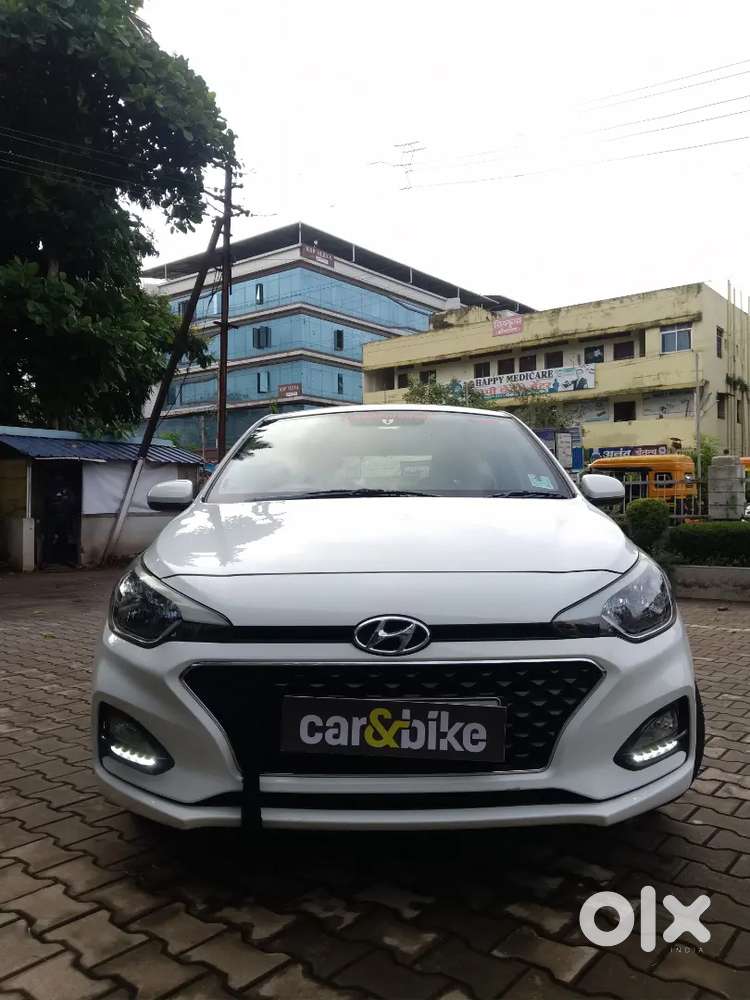 Hyundai I20 2020 Petrol 30000 Km Driven