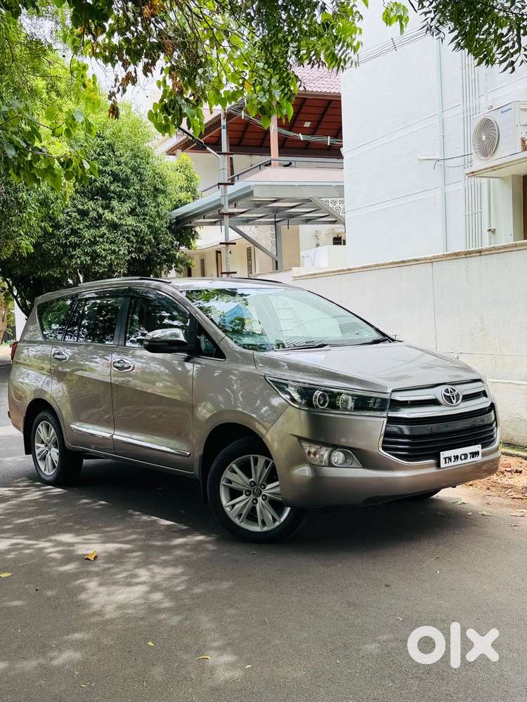 Toyota Innova Crysta 2.8z Automatic, 2017, Diesel
