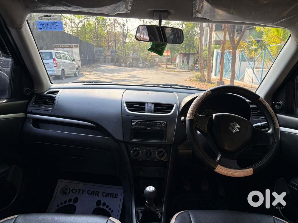 Maruti Suzuki Swift Vxi Optional, 2016, Petrol