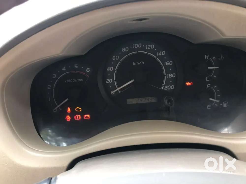 Toyota Innova 2.5 Vx 2010
