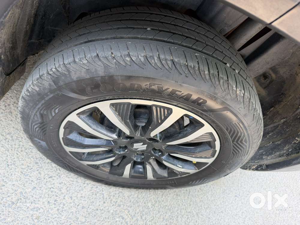 Maruti Suzuki Brezza 1.5 Vxi Smart Hybrid, 2023, Petrol