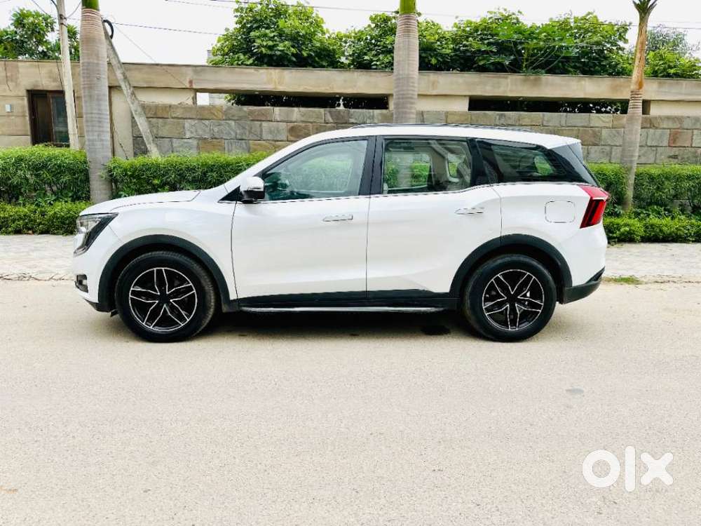 Mahindra Xuv700 2.2 Ax 7 Diesel At Luxury Pack Str, 2023, Diesel