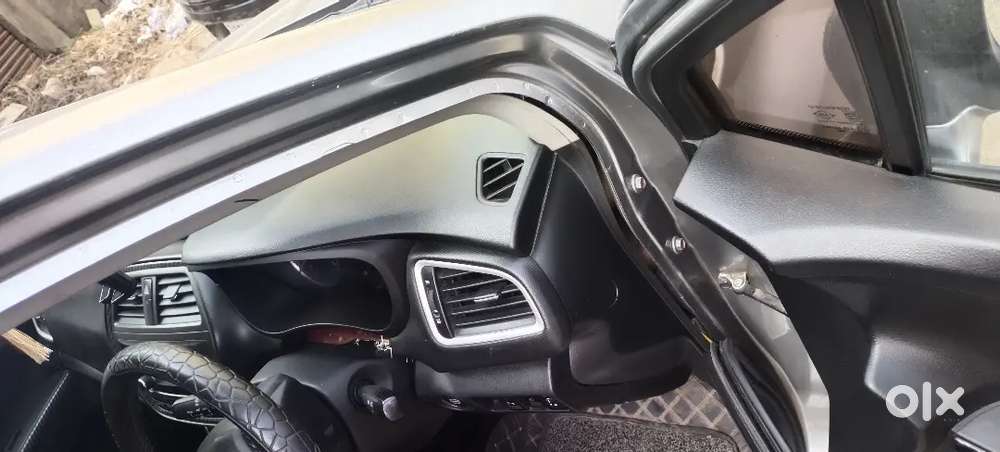 Maruti Suzuki S Cross 2016 Diesel 
113000 Km Driven