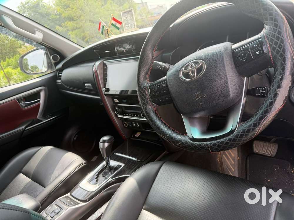 Toyota Fortuner Legender 4x2 At 2.8, 2024, Diesel