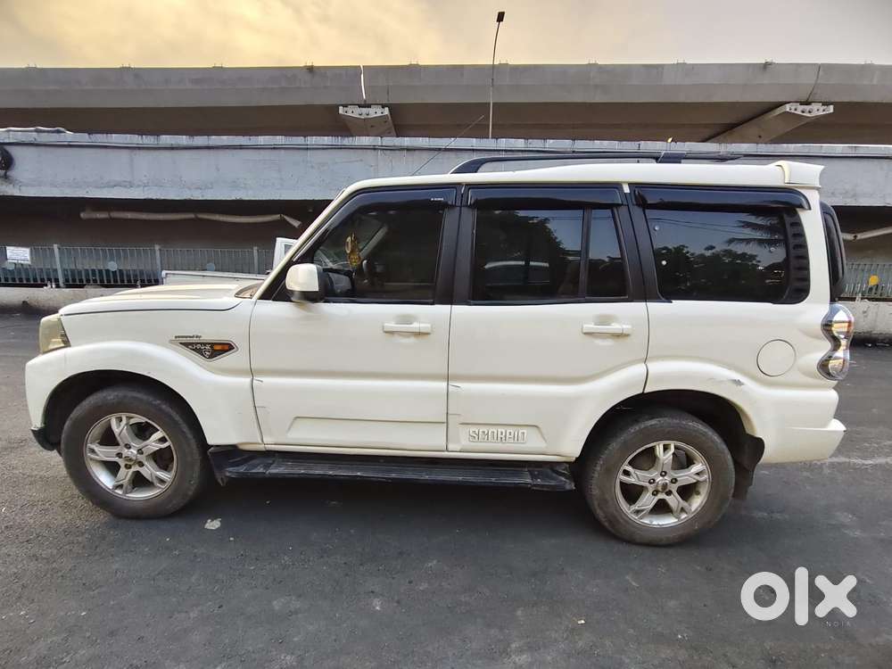 Mahindra Scorpio S10, 2015, Diesel