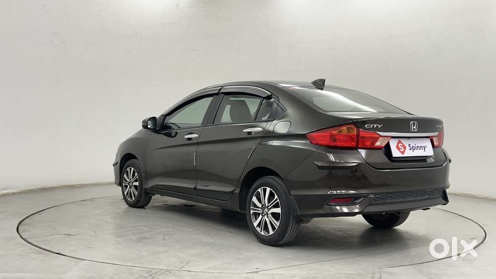Honda City I-vtec V, 2022, Petrol