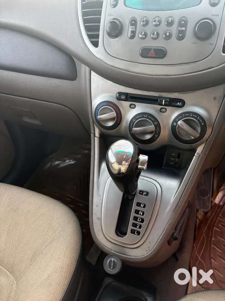 Hyundai I10 2011 Cng & Petrol 69000 Km Driven