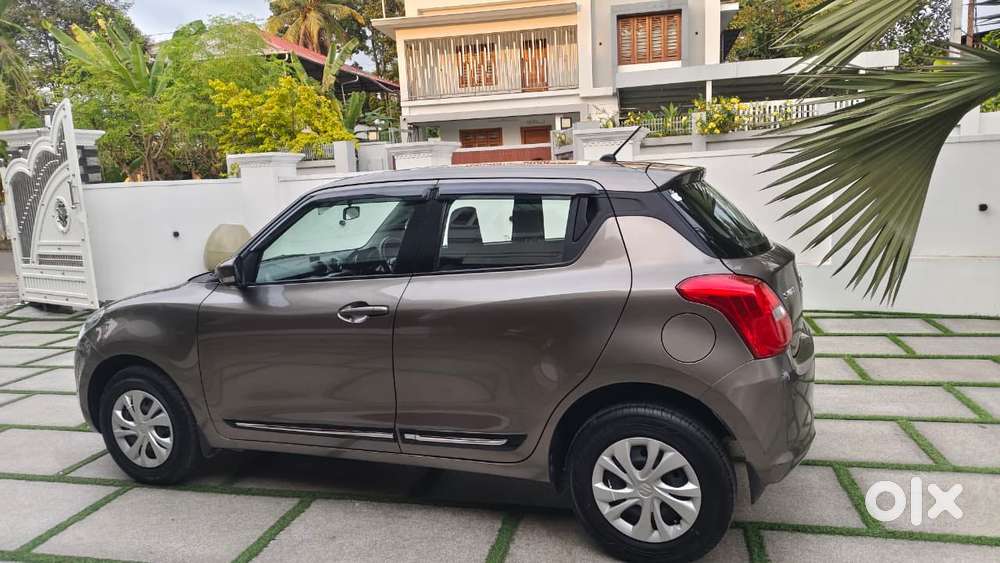 Maruti Suzuki Swift Vvt Vxi, 2022, Petrol