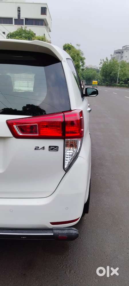 Toyota Innova Crysta 2.4 G Mt 8s, 2020, Diesel