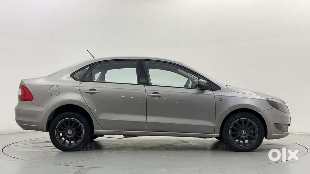 Skoda Rapid 1.5 Tdi Elegance Black Package, 2015, Diesel