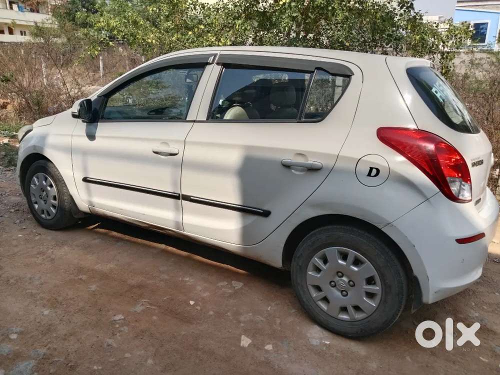 Hyundai I20 2013 Diesel 121000 Km Driven