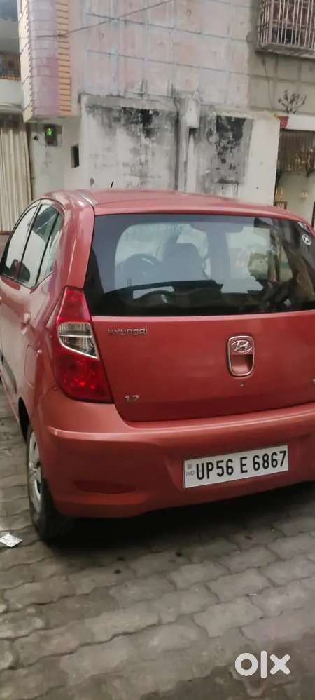 Hyundai I10 Sportz 2011