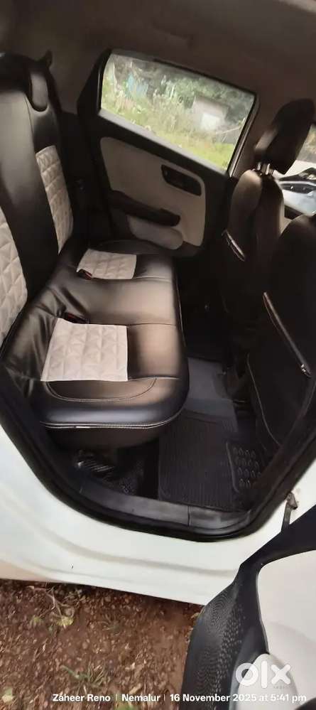 Tata Altroz 2024 Petrol Well Maintained