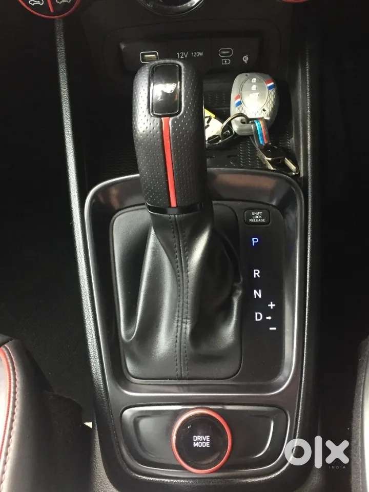Hyundai Venue N Line N8 DCT, 2023, Petrol