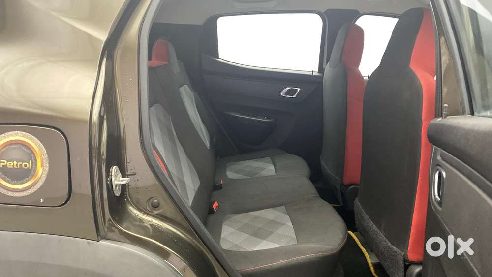 Renault Kwid 2019-ongoing 1.0 Rxt Amt (o), 2019, Petrol