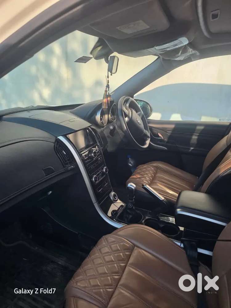 Mahindra Xuv500 2018 Diesel 65000 Km Driven