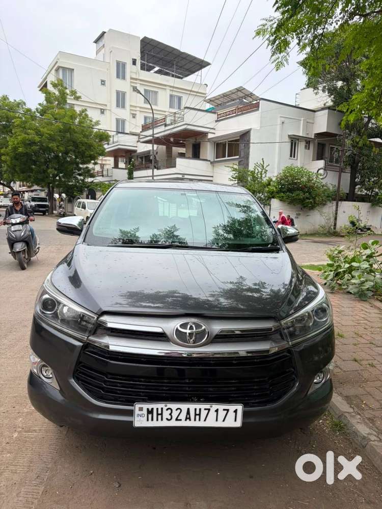 Toyota Innova Crysta 2018