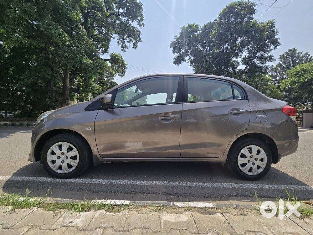 Honda Amaze S At I-vtech, 2014, Petrol
