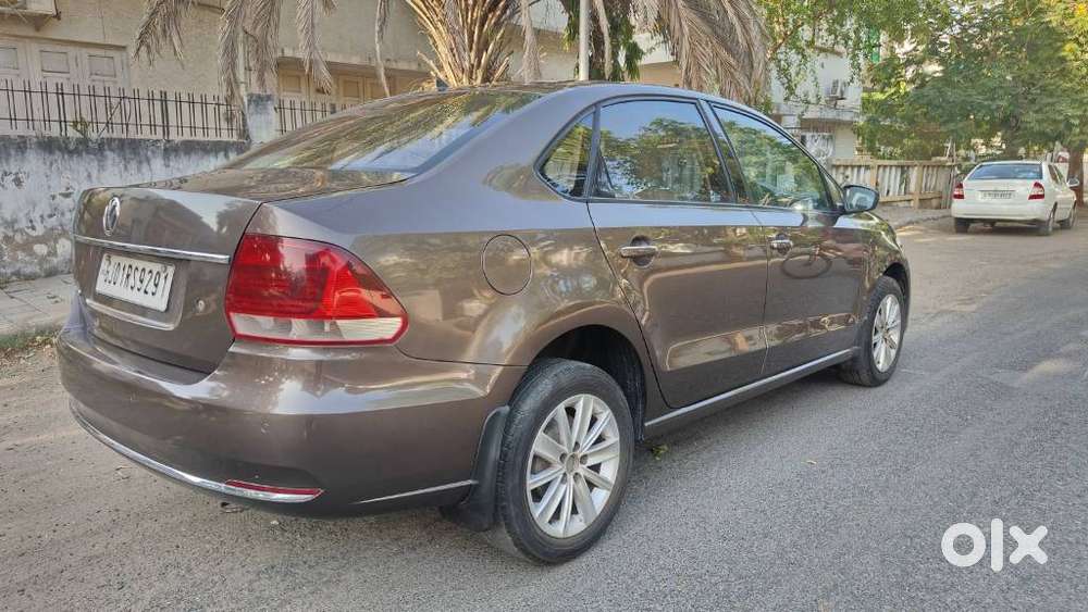 Volkswagen Vento 2010-2013 Petrol Highline At, 2016, Petrol