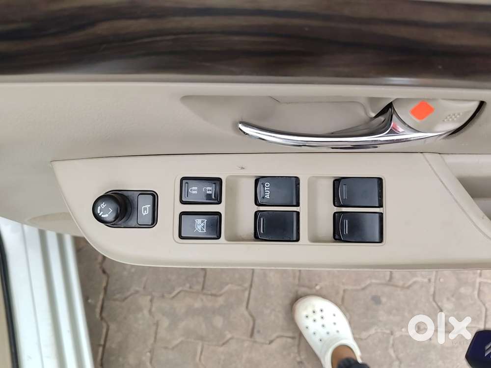 Maruti Suzuki Ertiga Zxi At Shvs, 2022, Petrol