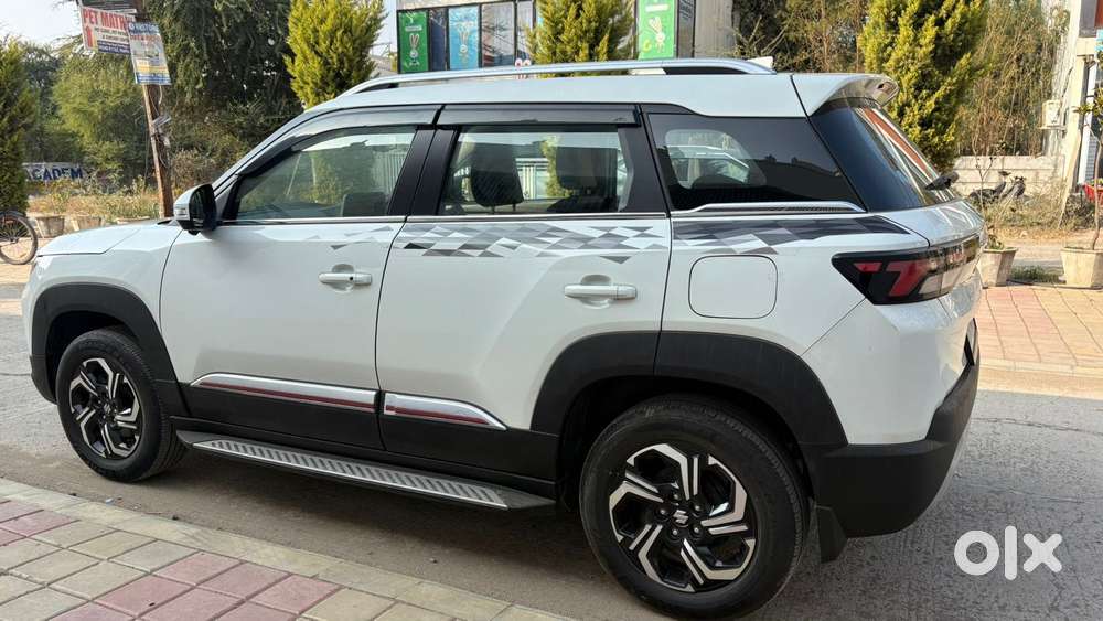 Maruti Suzuki Brezza, 2023, Petrol