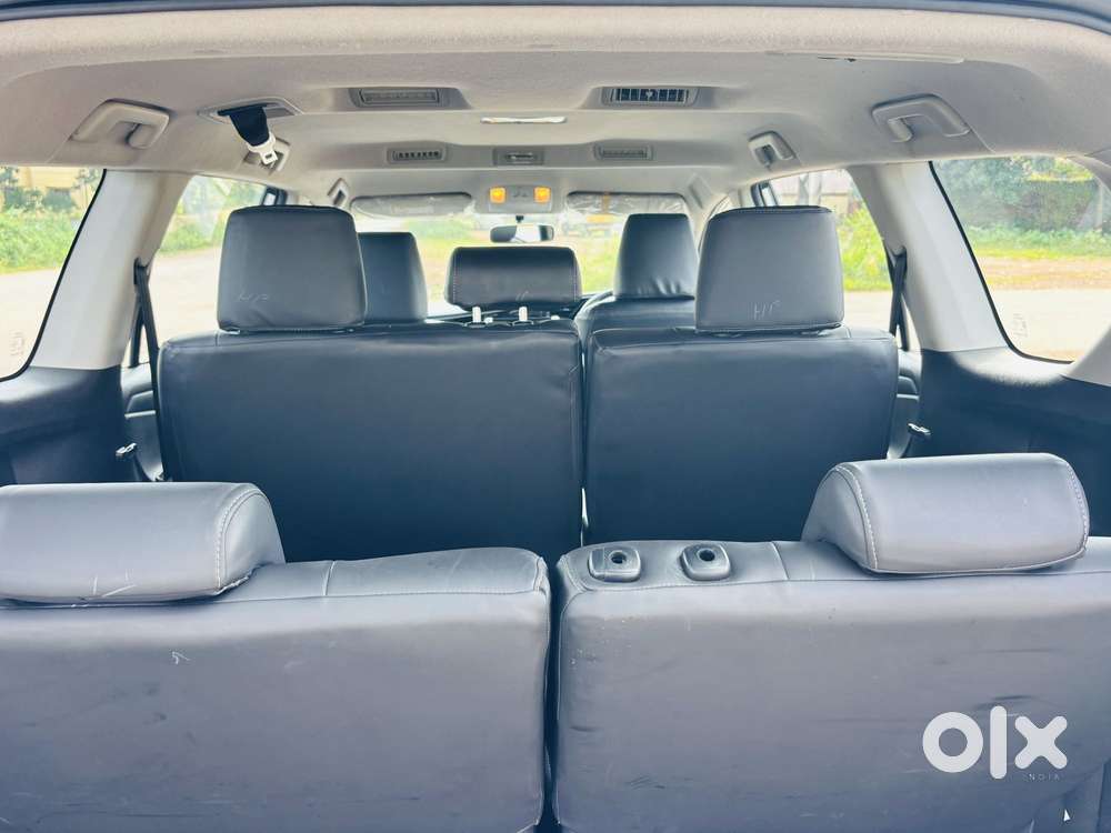 Toyota Innova Crysta 2.4 Gx Mt 8s, 2019, Diesel