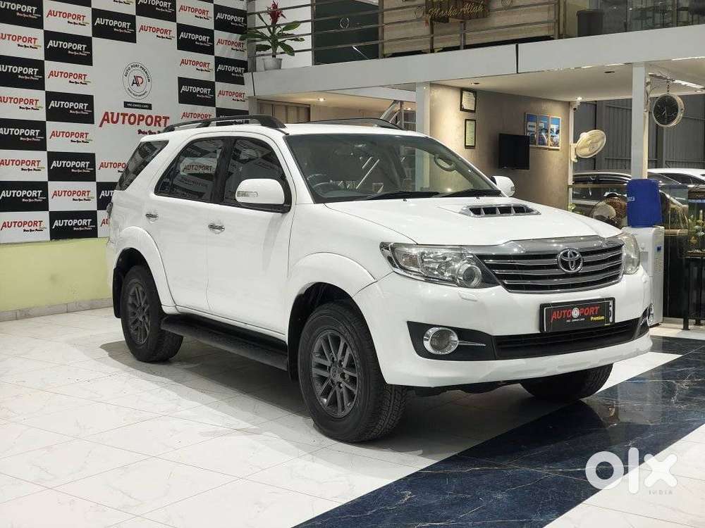 Toyota Fortuner 3.0 4x2 Mt, 2015, Diesel