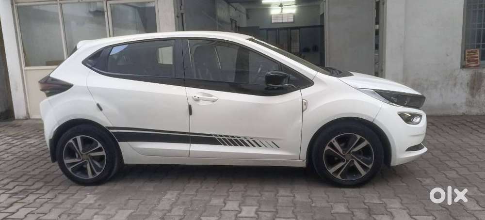 Tata Altroz Xz, 2020, Petrol