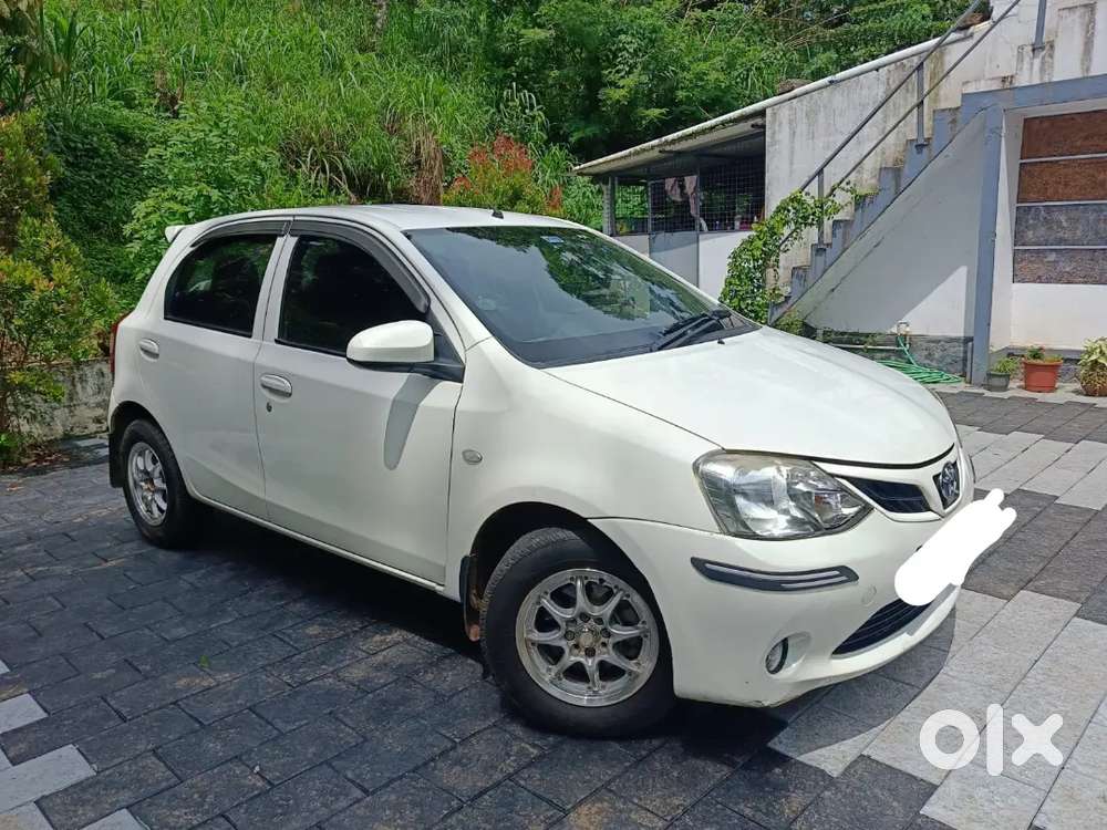 Toyota Etios Liva 2016 Petrol 114000 Km Driven