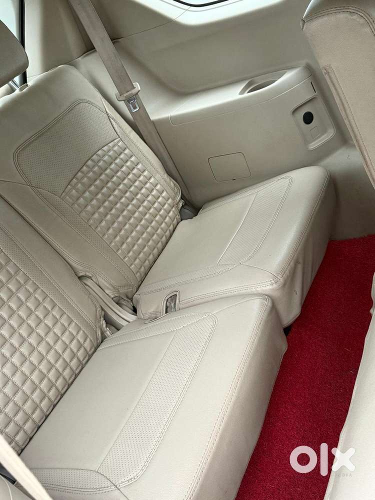 Maruti Suzuki Ertiga Vxi, 2023, Petrol
