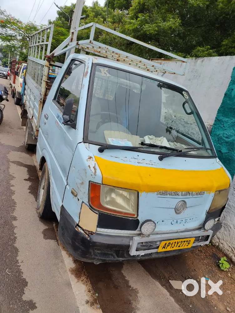 Ashok Leyland Stile 2012