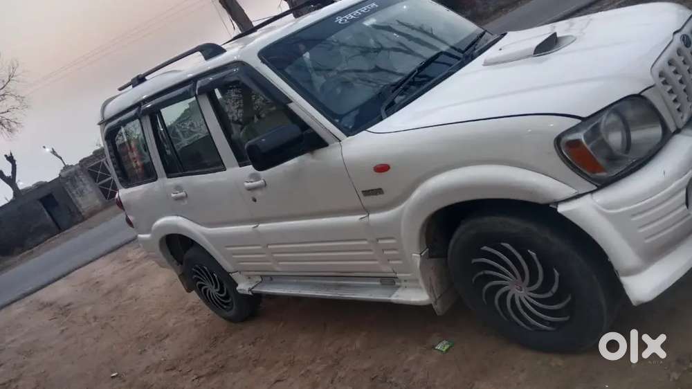 Mahindra Scorpio Classic 2006