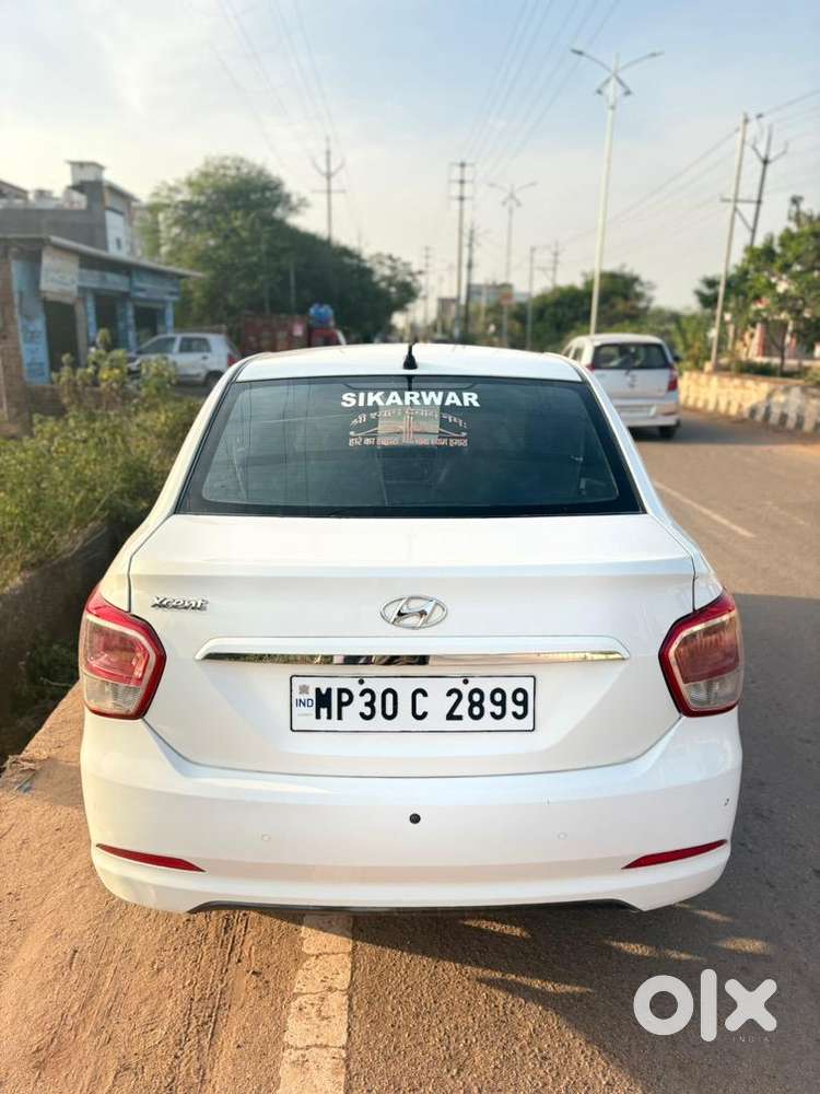 Hyundai Xcent 2016 Diesel Well Maintained