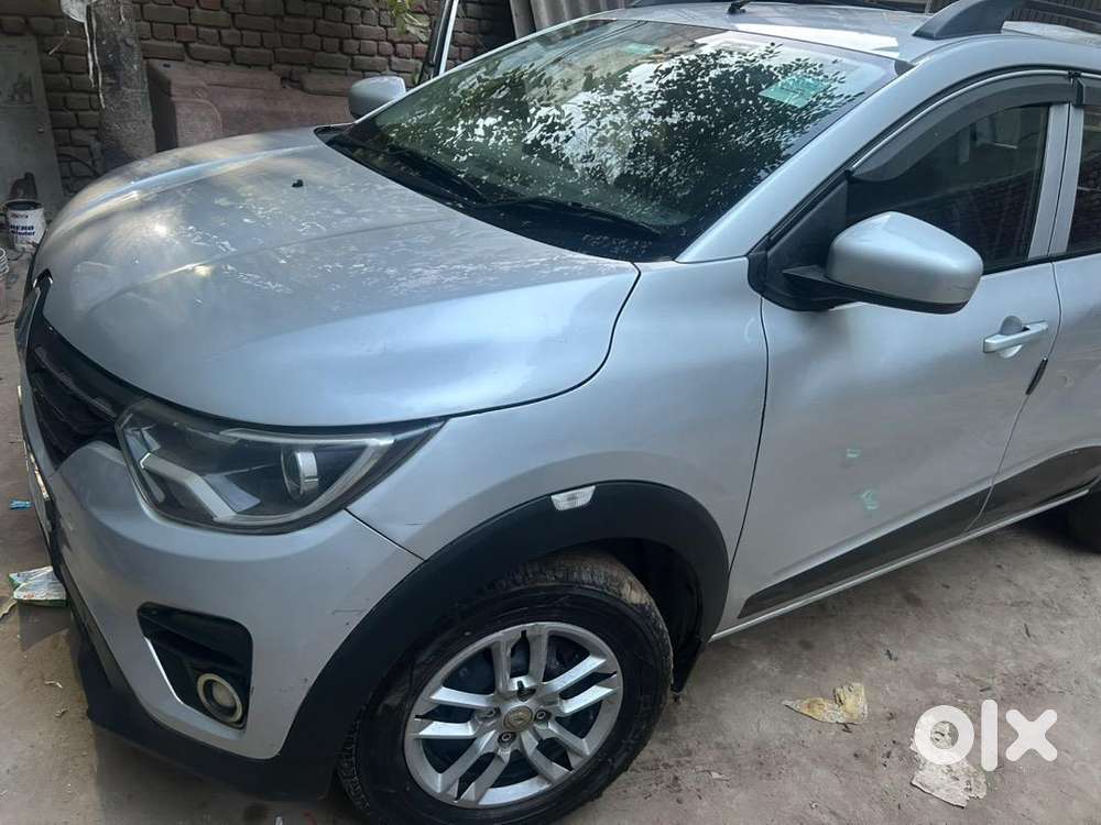 7 Seater Renault Triber 2020 Petrol Automatic Well Maintained
