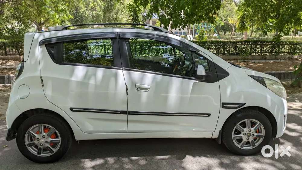 Chevrolet Beat 2011 Petrol+ Cng 28+ Mileage