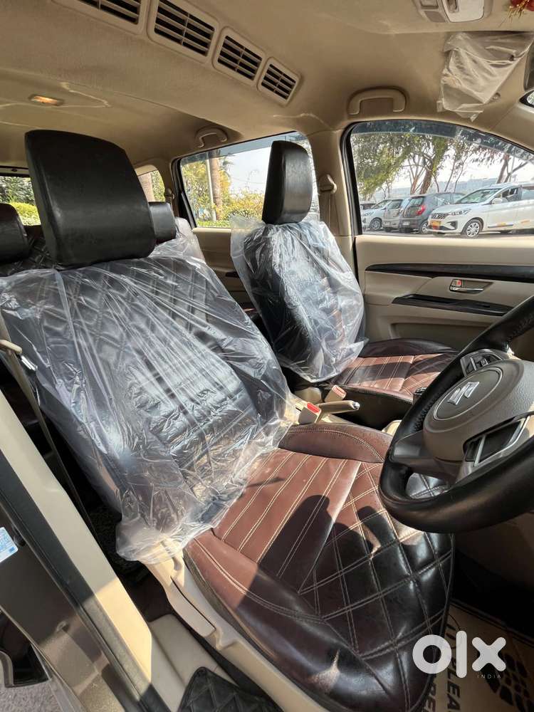 Maruti Suzuki Ertiga 2022-2023 Zxi, 2023, Cng & Hybrids