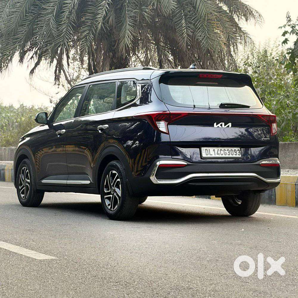 Kia Carens 1.4 Luxury Plus Dct 7 Str, 2022, Petrol