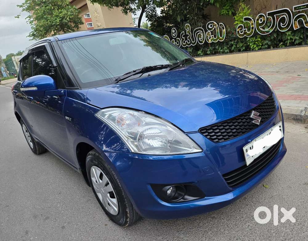 Maruti Suzuki Swift Vxi With Abs, 2012, Petrol