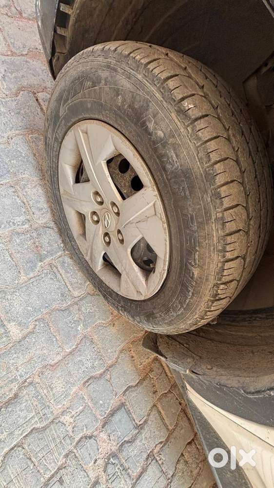 Hyundai Venue 2019 Petrol 65000 Km Driven