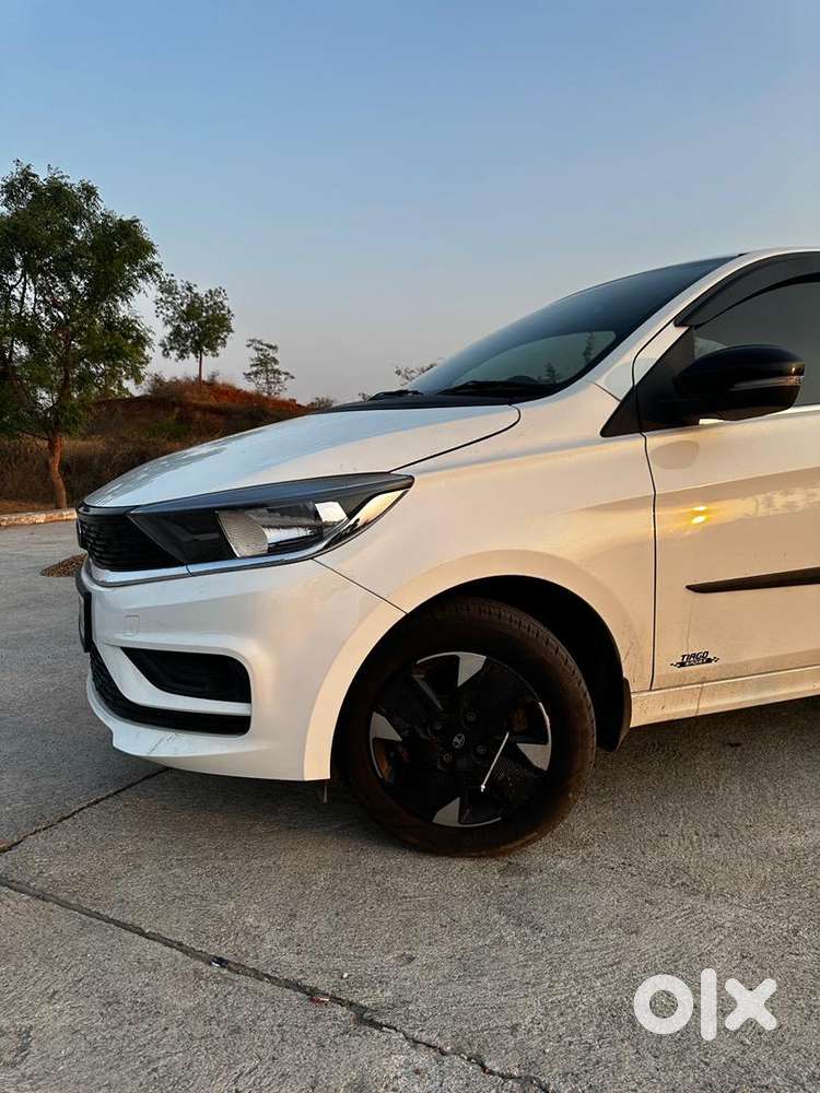 Full Serviced In Showroom