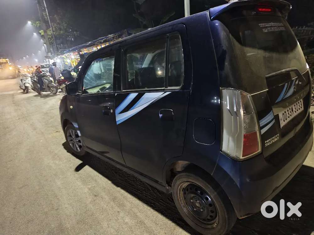 Maruti Suzuki Wagon R Stingray 2017 Petrol Well Maintained
