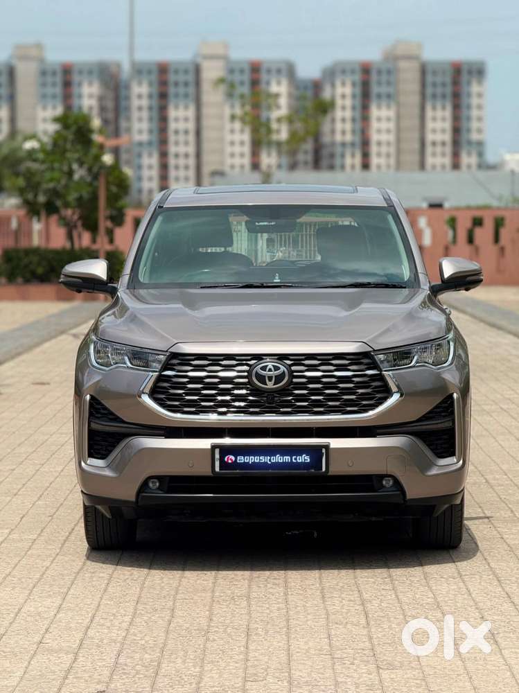 Toyota Innova Hycross 2.0 Zx Hybrid 7 Str, 2023, Petrol